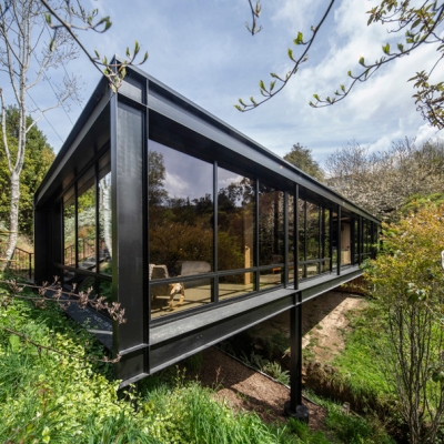 Glass-house-Omega-Windows-Doors-3.jpg